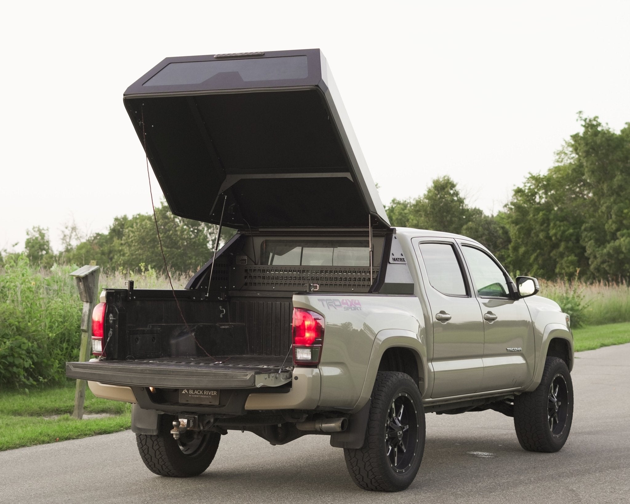 Matrix GT Truck Topper - Liberty Flag & Specialty