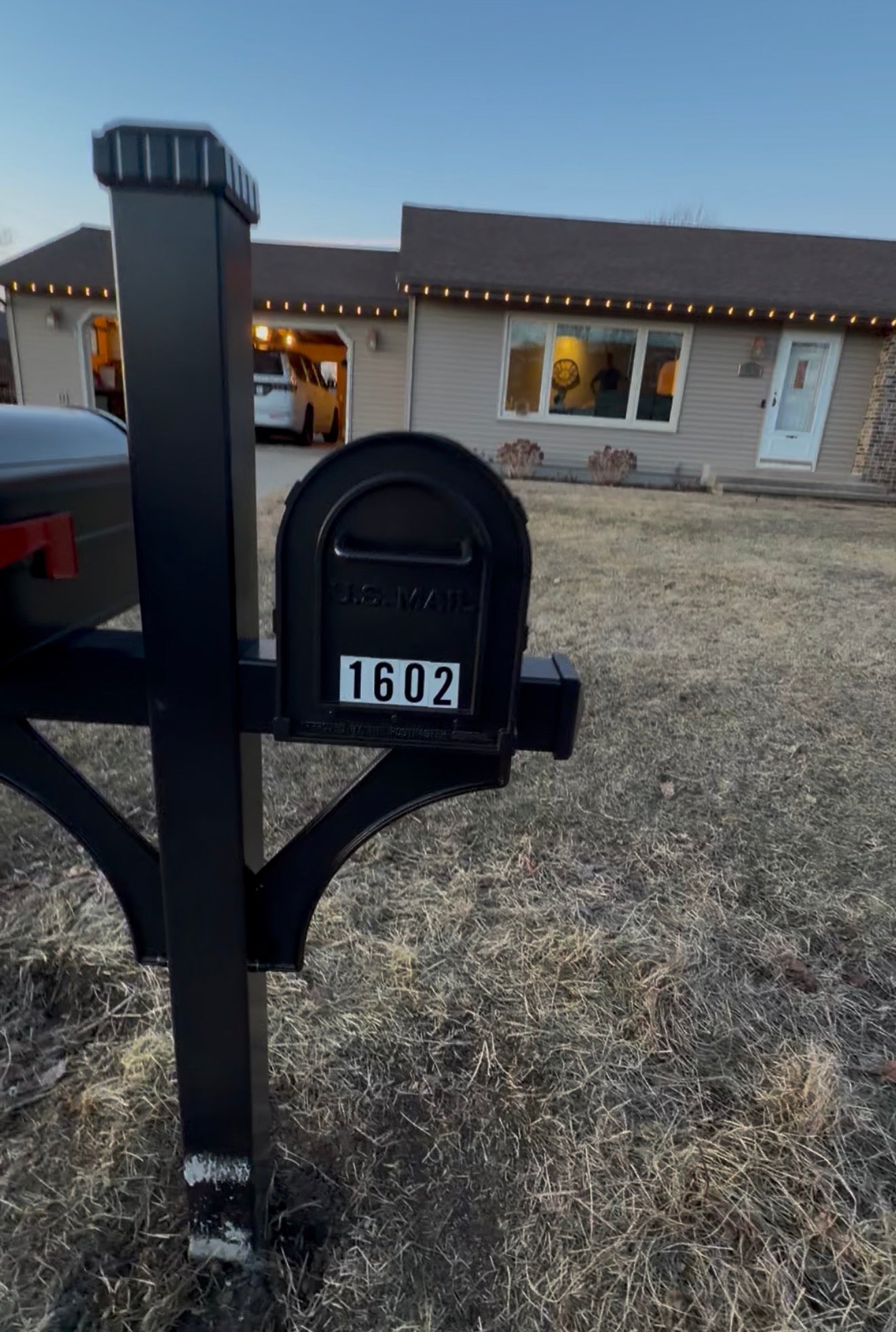 HD Aluminum Double Mailbox Post - Liberty Flag & Specialty