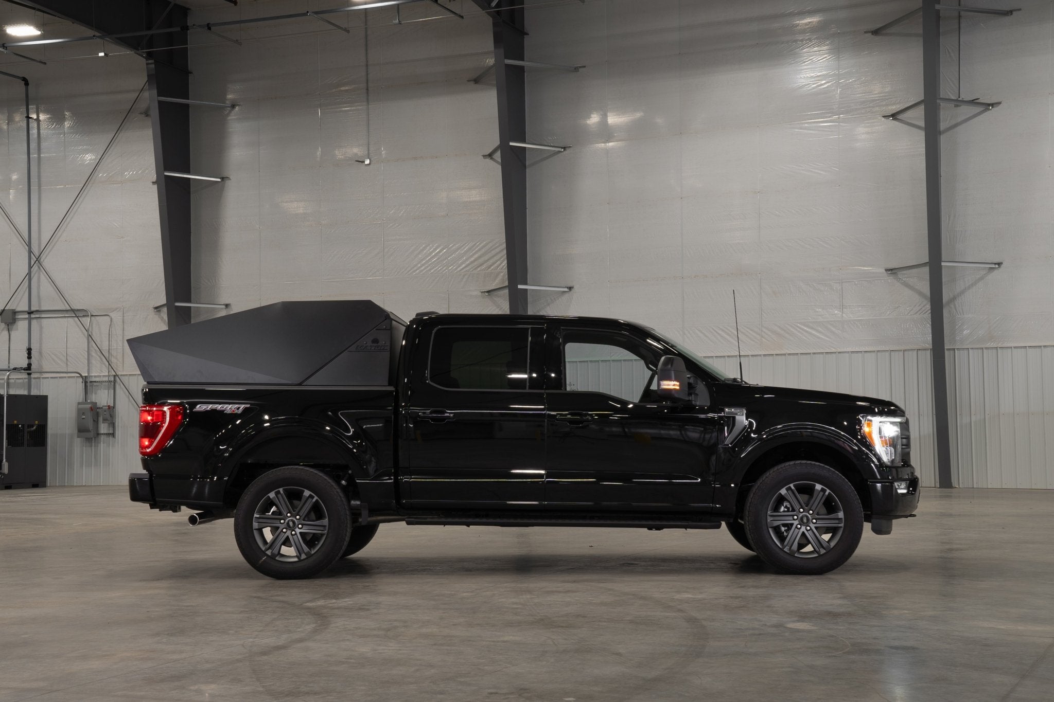 Matrix ST Truck Topper - Liberty Flag & Specialty